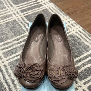 ANTONIO MELANI Brown Floral Loafers